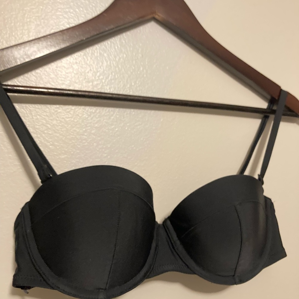 Black Old Navy Balconette Swim top